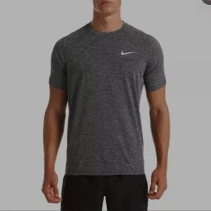Nike Dri-Fit Gray Swim Short Sleeve Hydroguard Shirt XL UPF 40+ Rash Sun EUC